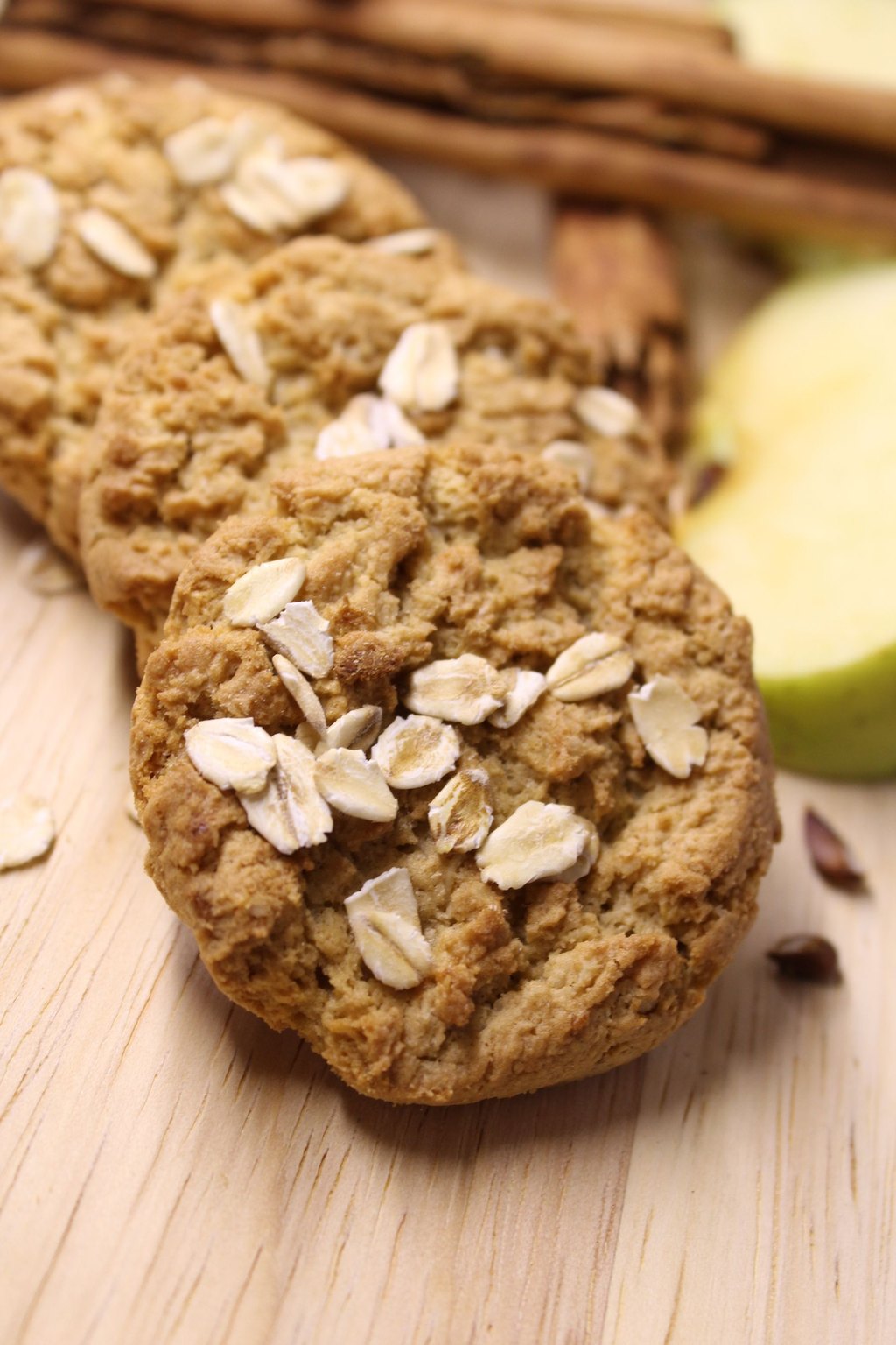Apple Oatmeal Cookies