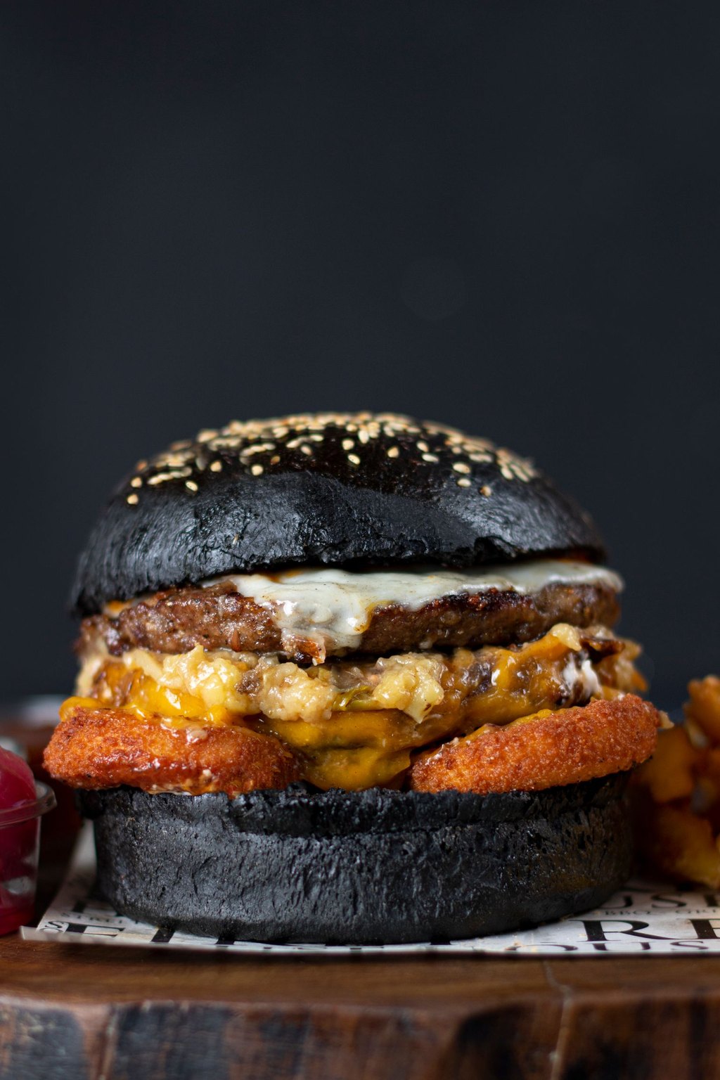 Black Bun Halloween Burgers