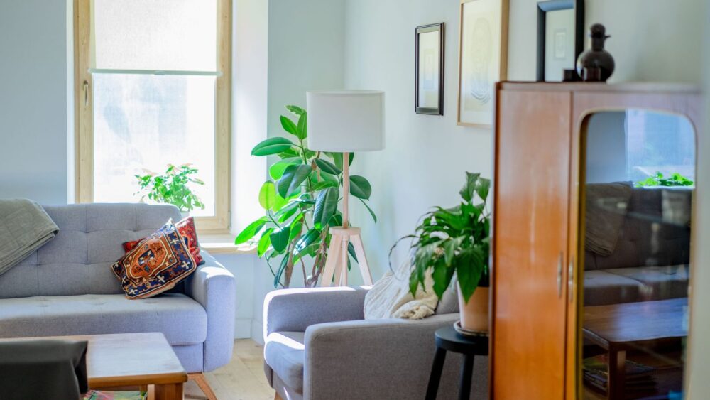 21 Things That Instantly Make a Space Feel Calmer