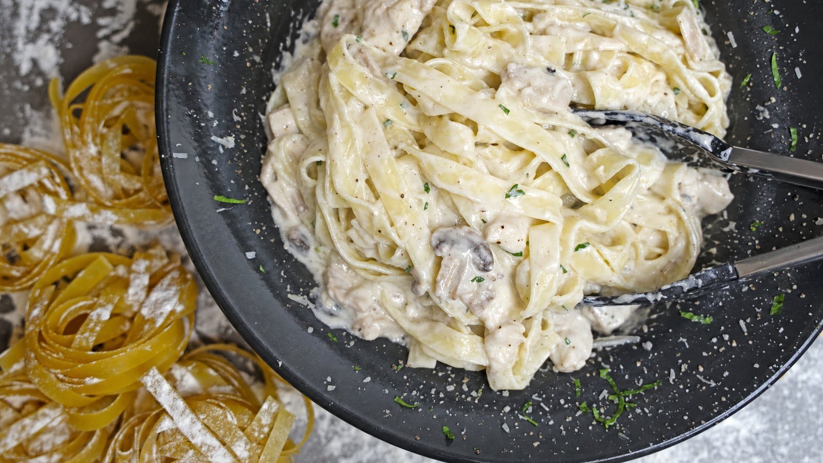 Chicken Alfredo: Add the drained pasta and 1/4 cup reserved pasta water to the sauce. Toss over low heat for 1 minute until coa