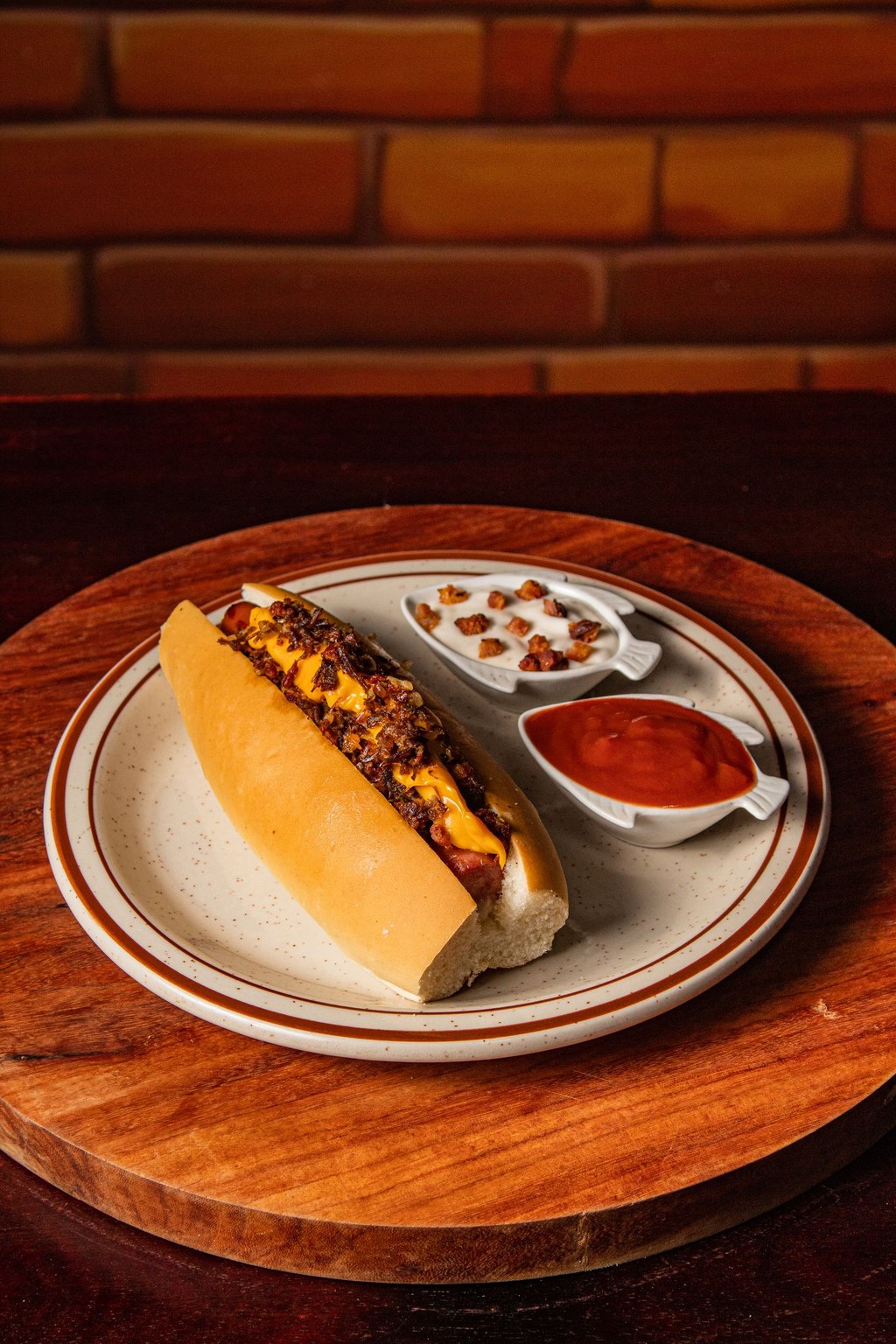 Classic Chili Dogs