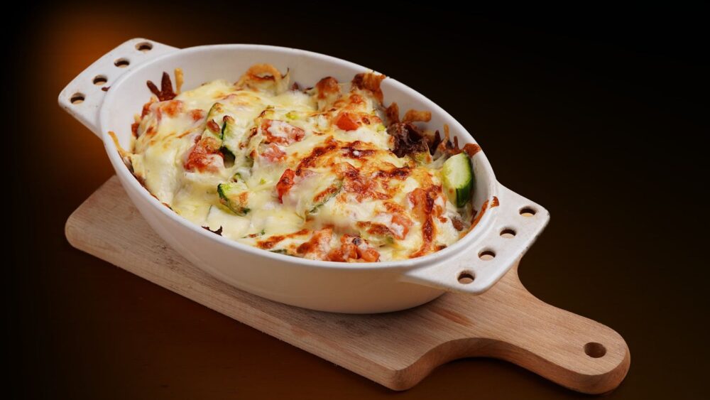 Cottage Pie (Savory Beef Under Golden Mashed Potatoes)
