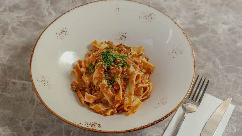 Lentil Bolognese (Hearty Vegetarian Pasta Sauce)