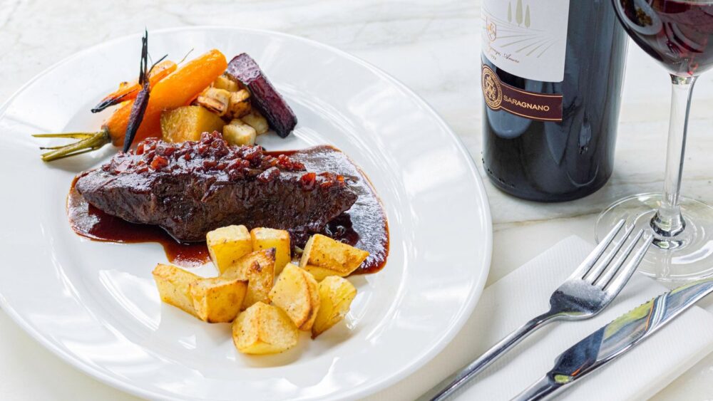 Slow Cooker Beef Bourguignon (Rich Red Wine Beef Stew)
