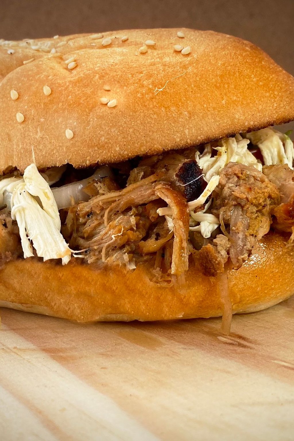 Slow Cooker Pulled Pork Sandwiches
