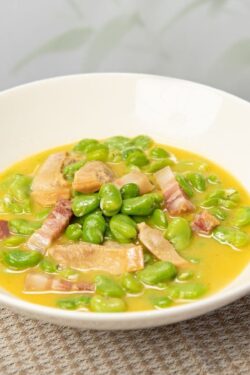 Slow Cooker Split Pea Soup with Ham (Thick, Smoky, Old Fashioned)